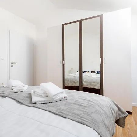 Familia Apartment